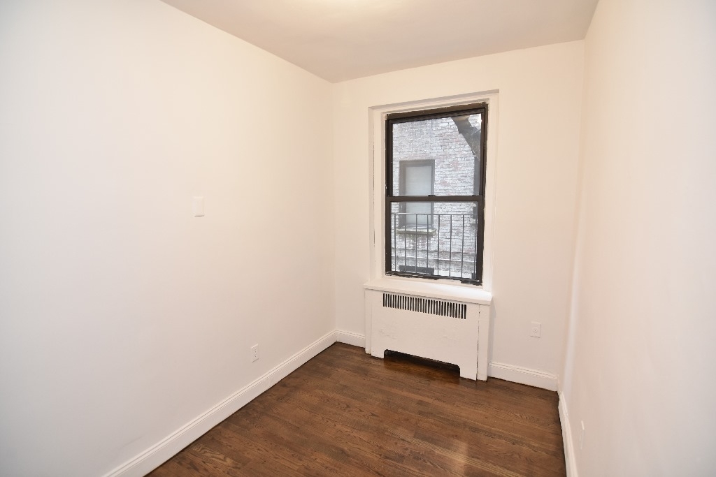 690 Fort Washington Avenue #2C - Photo 2