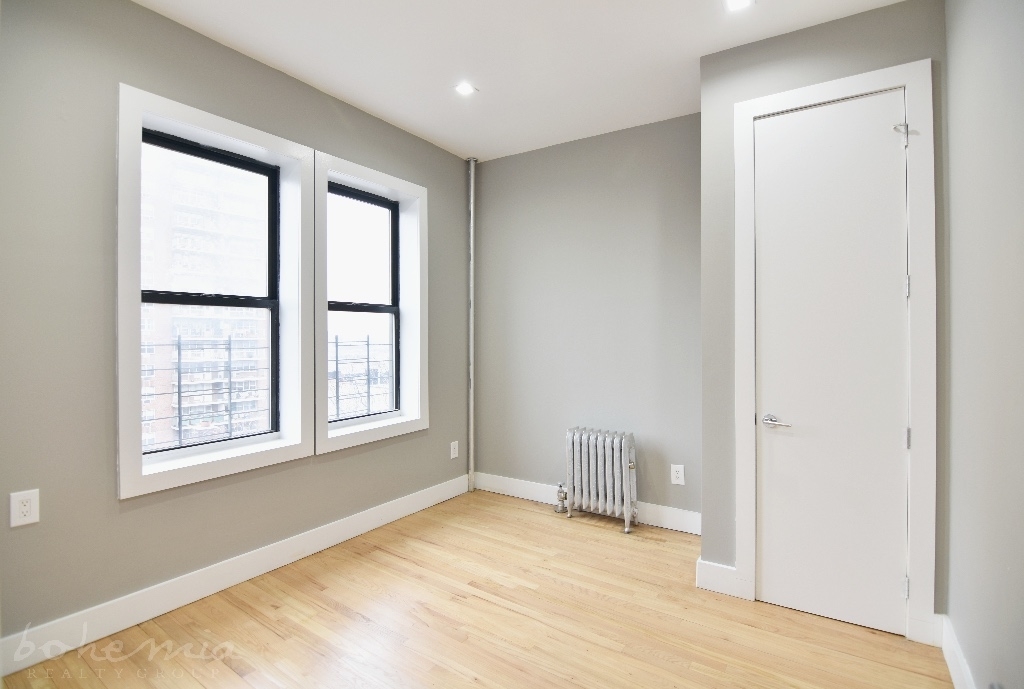 382 Wadsworth Avenue - Photo 3