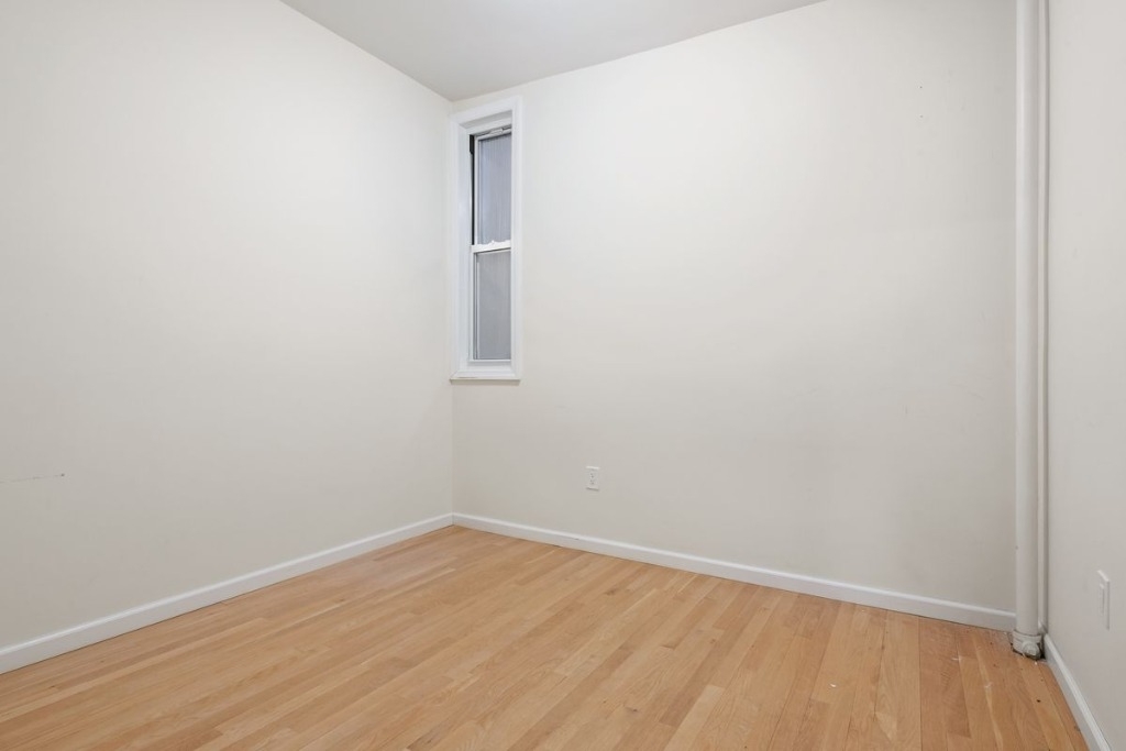 117 East 89th - Photo 4