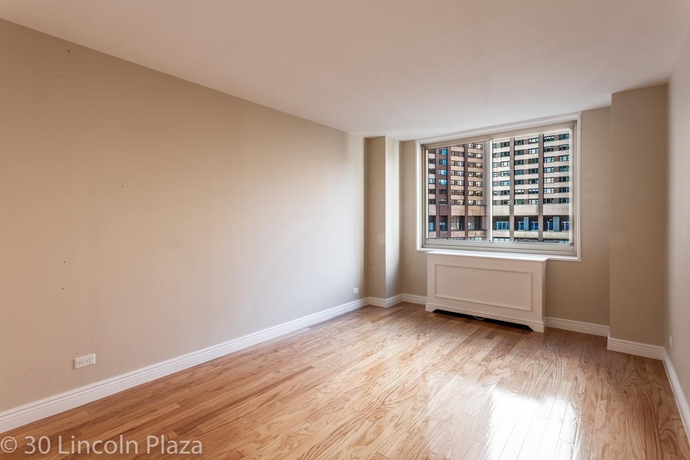 30 West 63rd Street - Photo 2