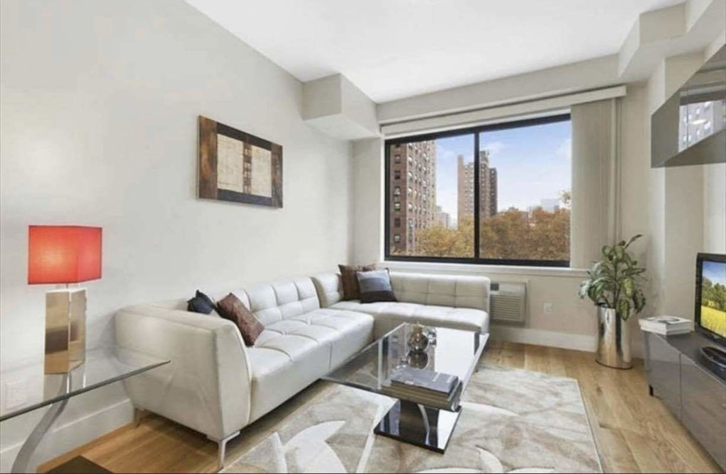 71 East 110th Street - Photo 4