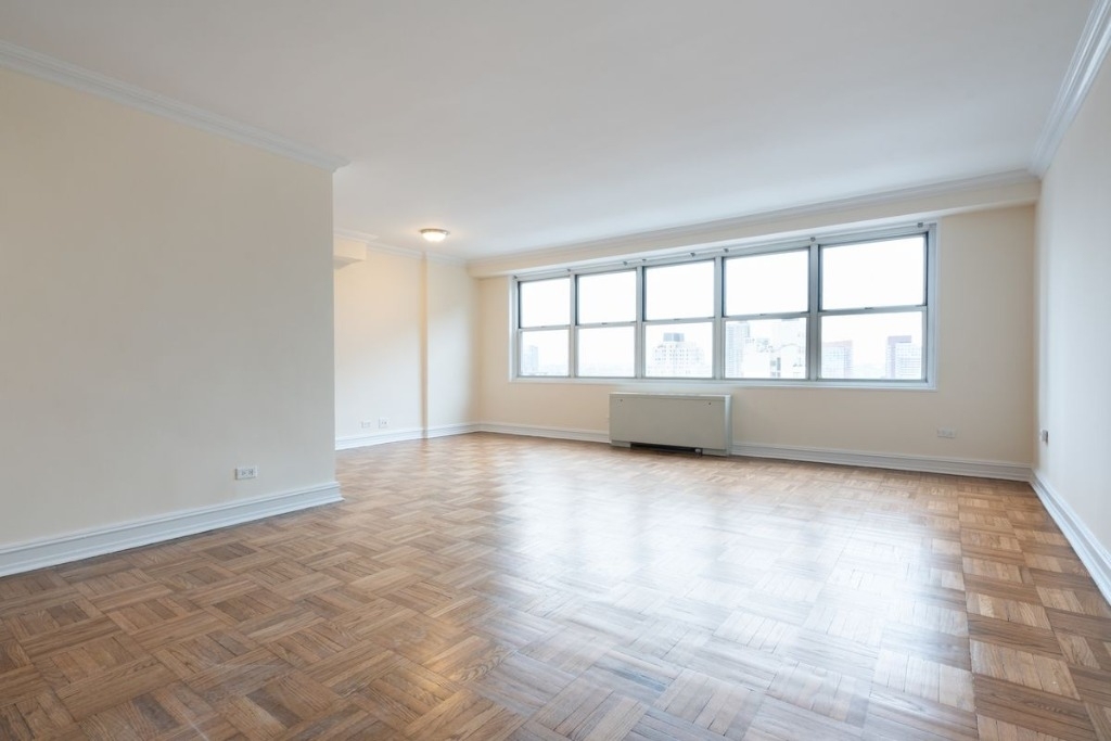 888 8th Avenue - Photo 2