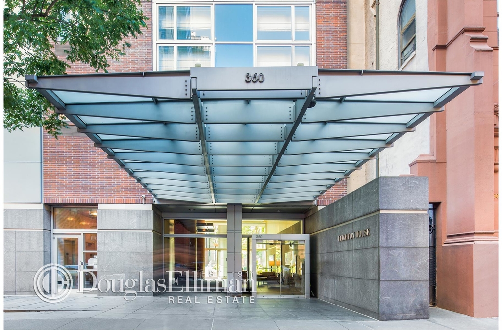 360 East 88th St - Photo 4