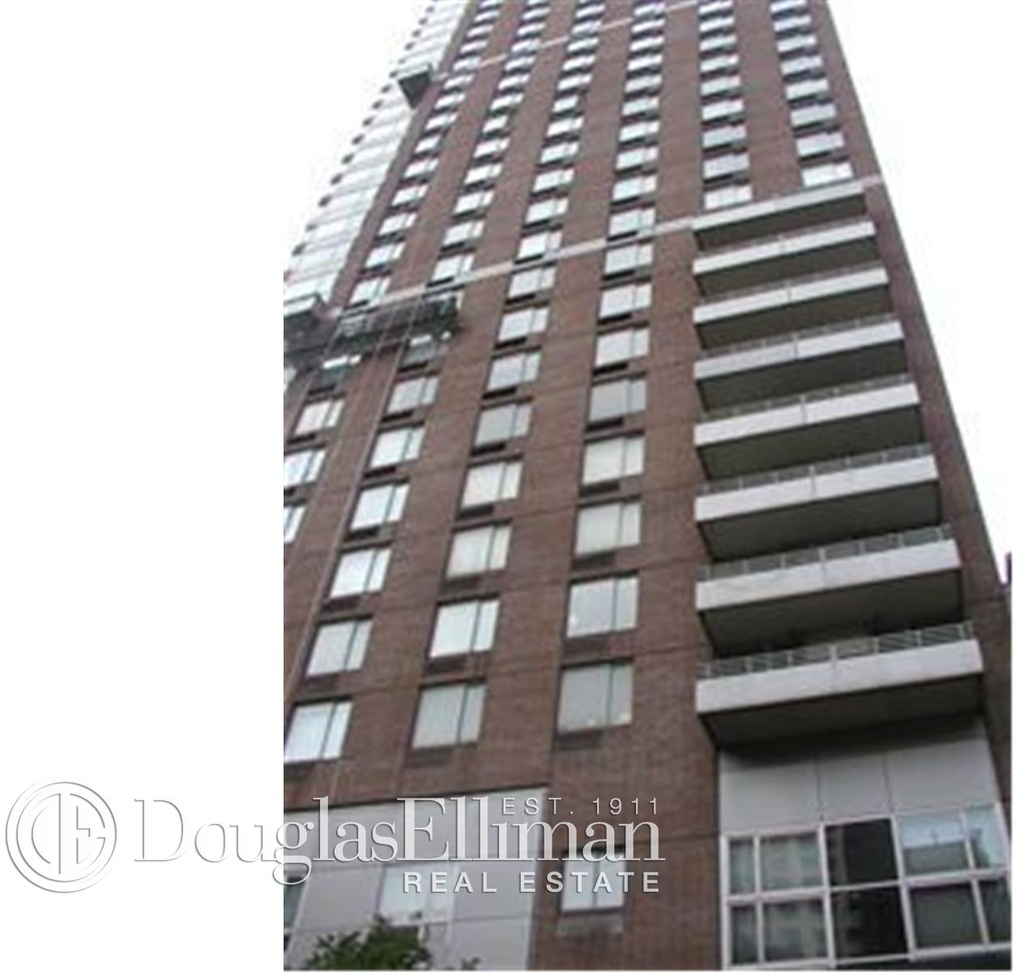 360 East 88th St - Photo 6