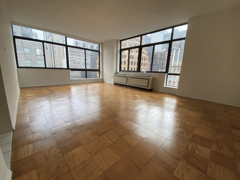 303 East 43rd street - Photo 0