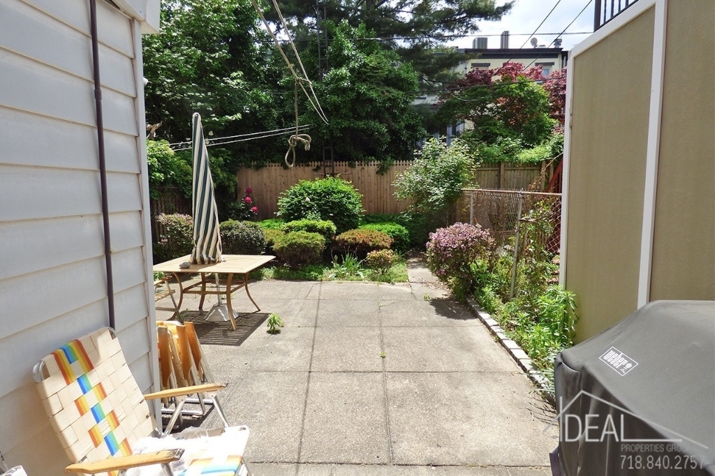 656 10 th street - Photo 8