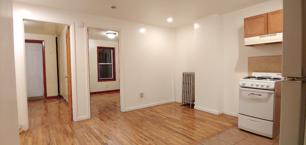 288 New York Avenue - Photo 1