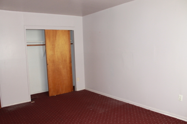 1108 E 82 Street - Photo 5