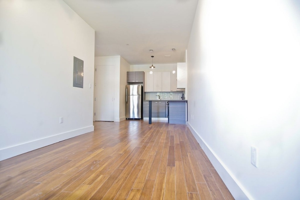 643 Madison Street - Photo 2