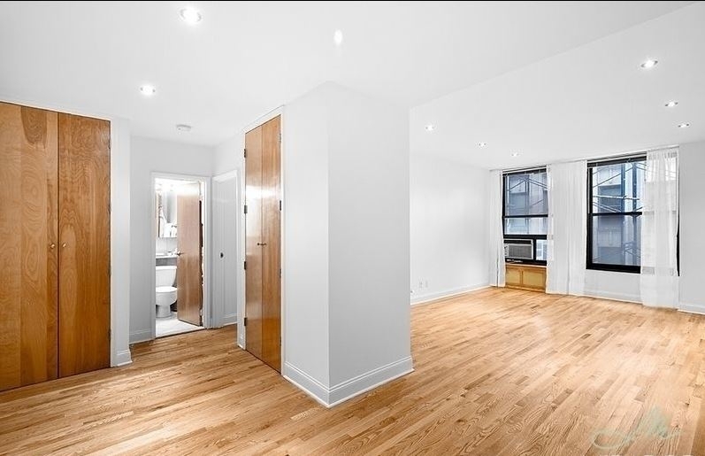 270 park avenue South - Photo 6