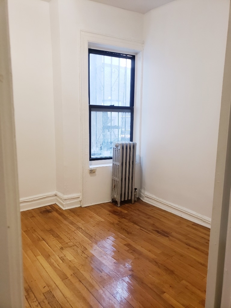 270 west 153rd - Photo 5