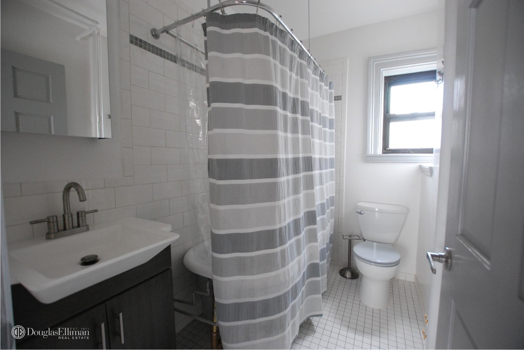 247 East 10th Street - Photo 2