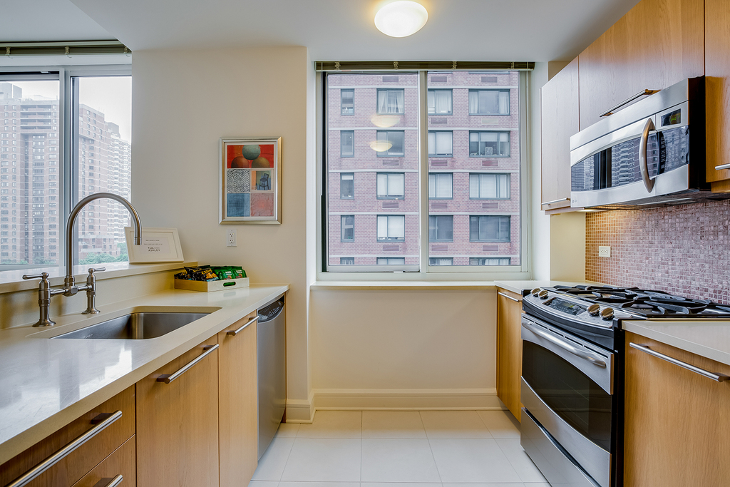 400 West 63rd Street - Photo 1