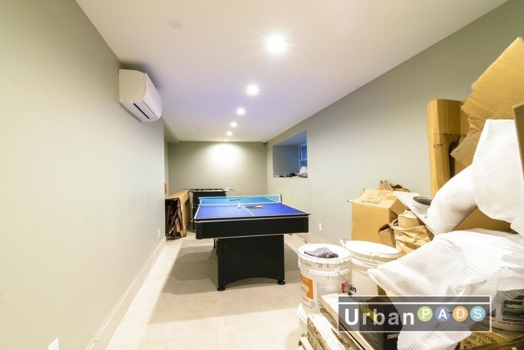 770 Lexington Avenue - Photo 10