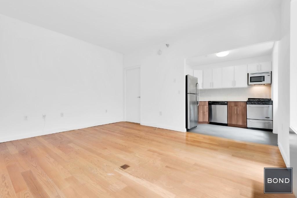 30 West 18th Street - Photo 2