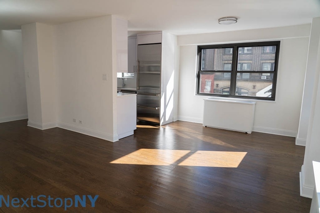 145 East 16th Street - Photo 2