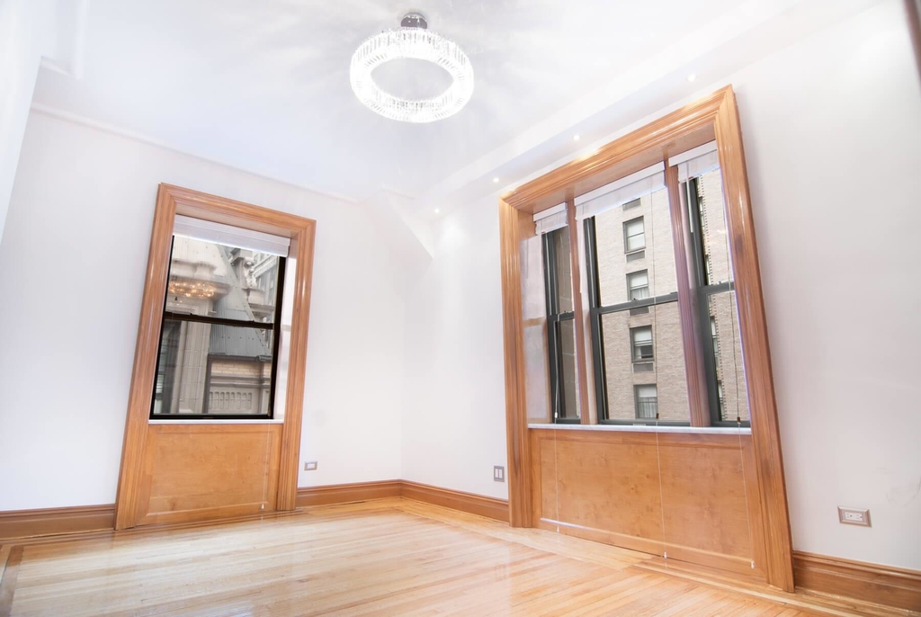 853 Seventh Ave - Photo 9