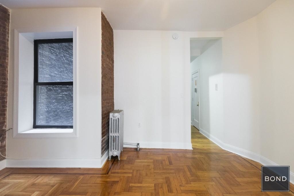 229 East 12th Street - Photo 12