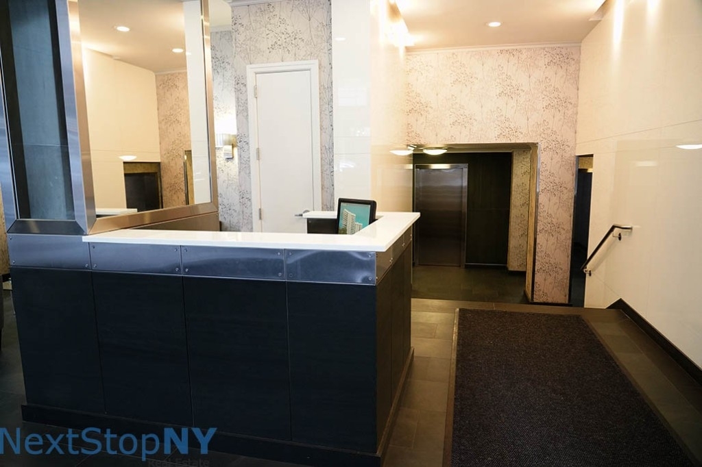 405 East 56th Street - Photo 9