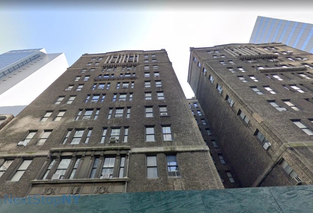 140 East 46th Street - Photo 13