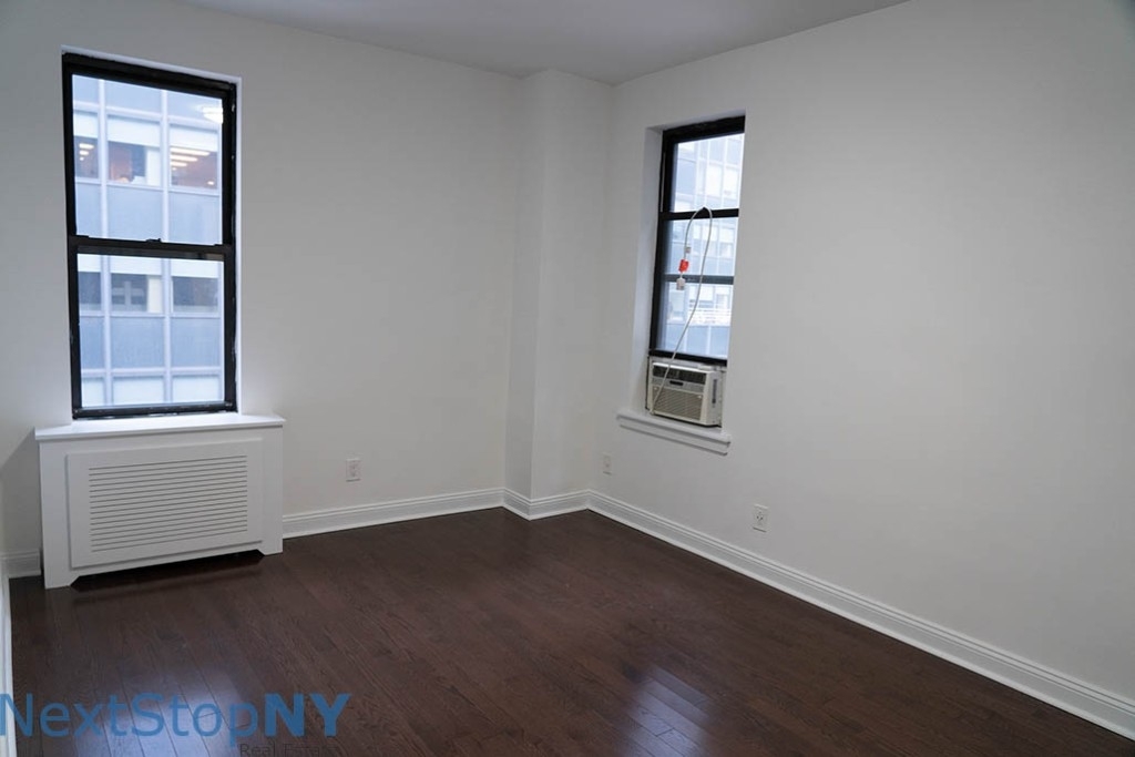 140 East 46th Street - Photo 1