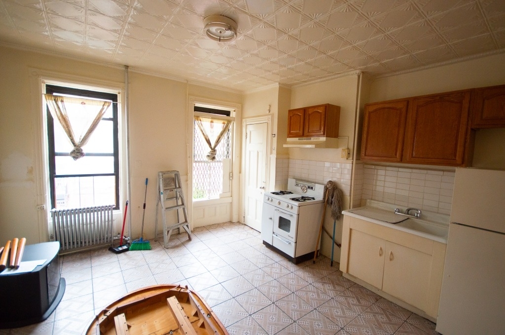 251 Lexington Ave  - Photo 0