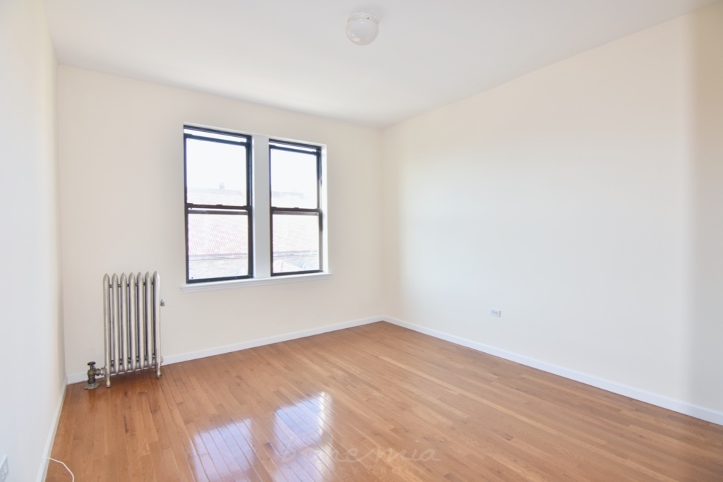 603 Isham Street - Photo 2