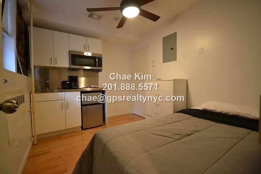 201 West 76th Street - Photo 0