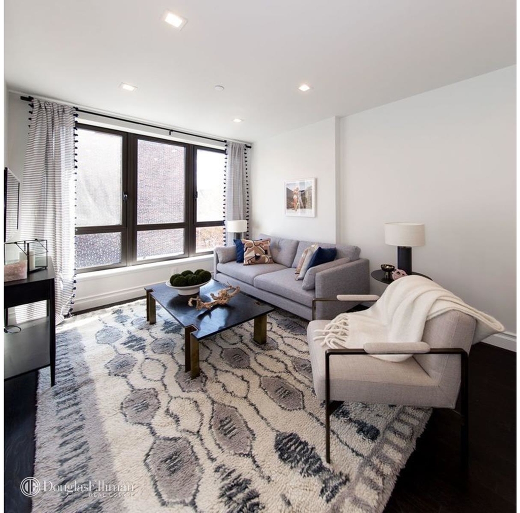 123a Seventh Avenue - Photo 0