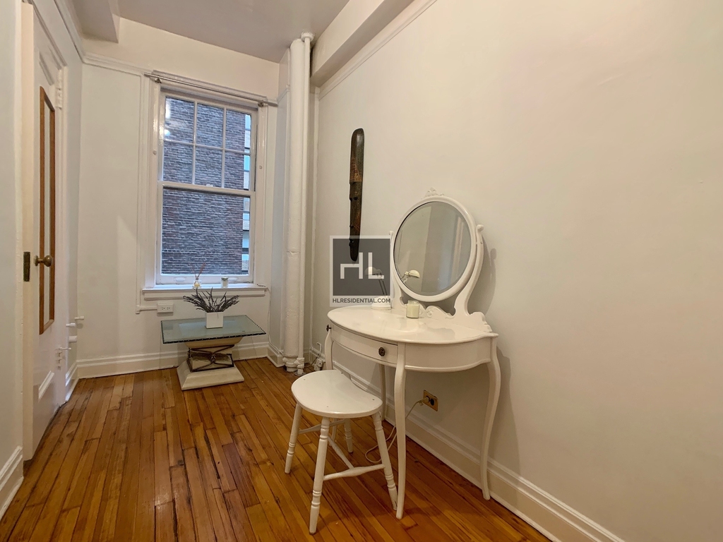 444 East 57 Street - Photo 10