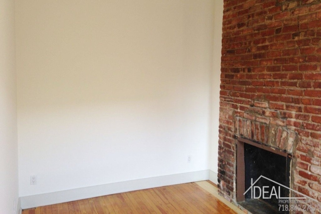 105 Grand Street - Photo 5