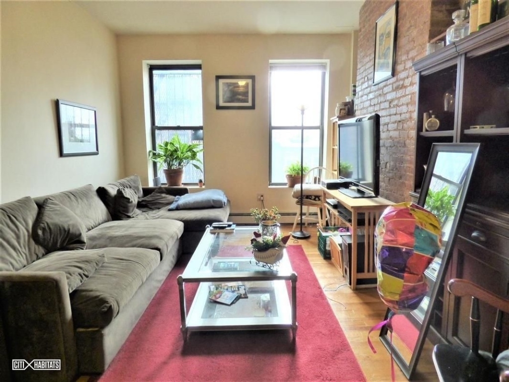 226 East 85th Street - Photo 1