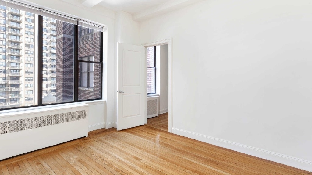 	228 West 71st Street - Photo 9