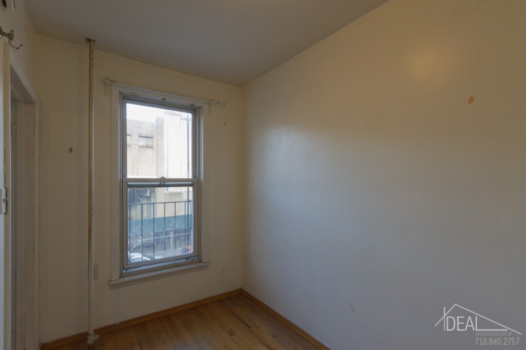 266 10th st - Photo 10