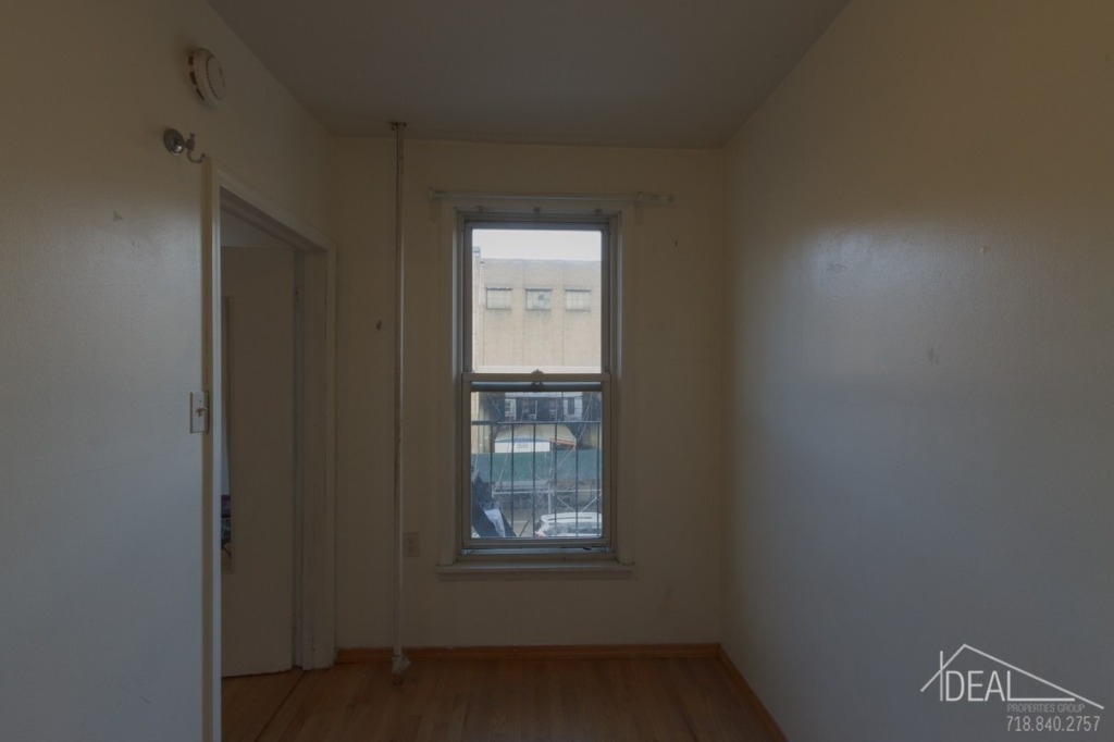 266 10th st - Photo 8