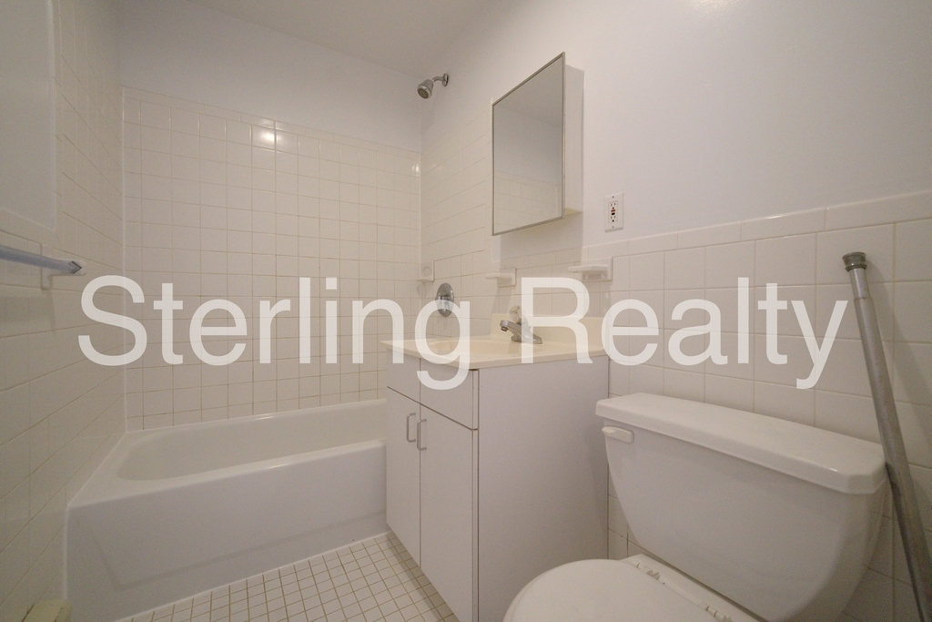 18-25 27th Avenue - Photo 5