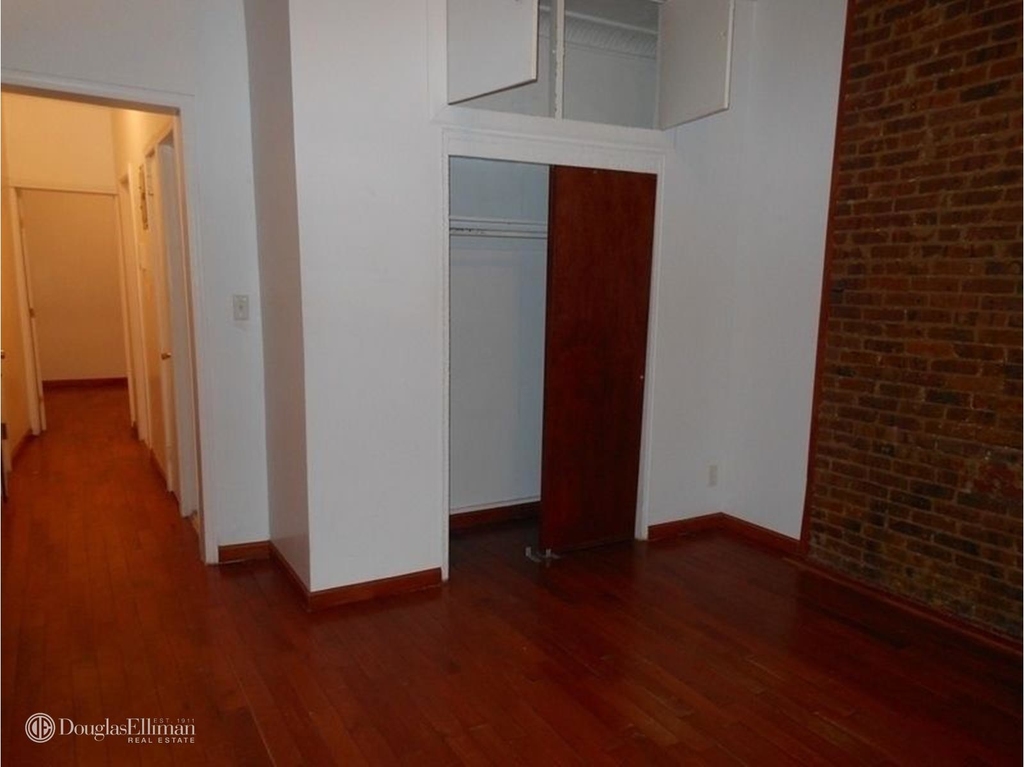 1486 Bedford Avenue - Photo 3