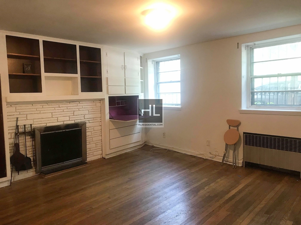 72 South 1 Street - Photo 1