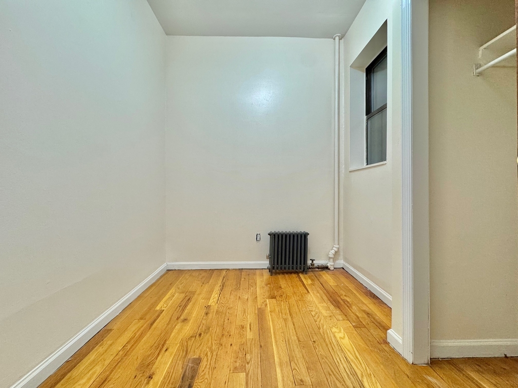 81 Underhill Avenue - Photo 5