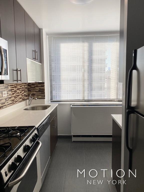 200 East 34th Street - Photo 1