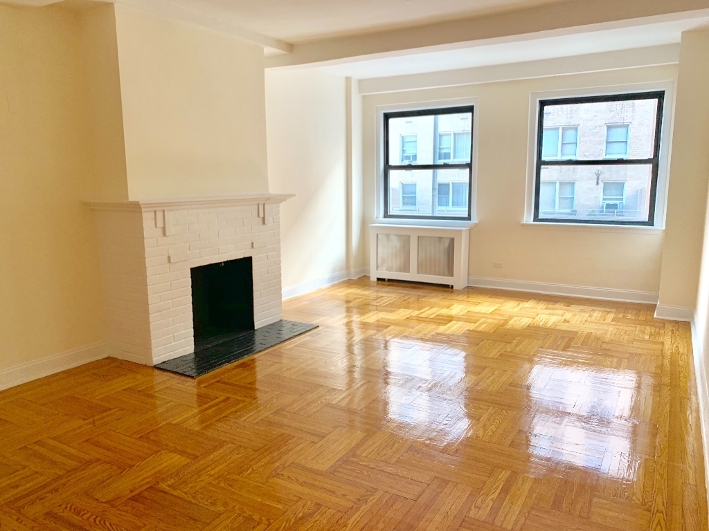 235 east 22 - Photo 1