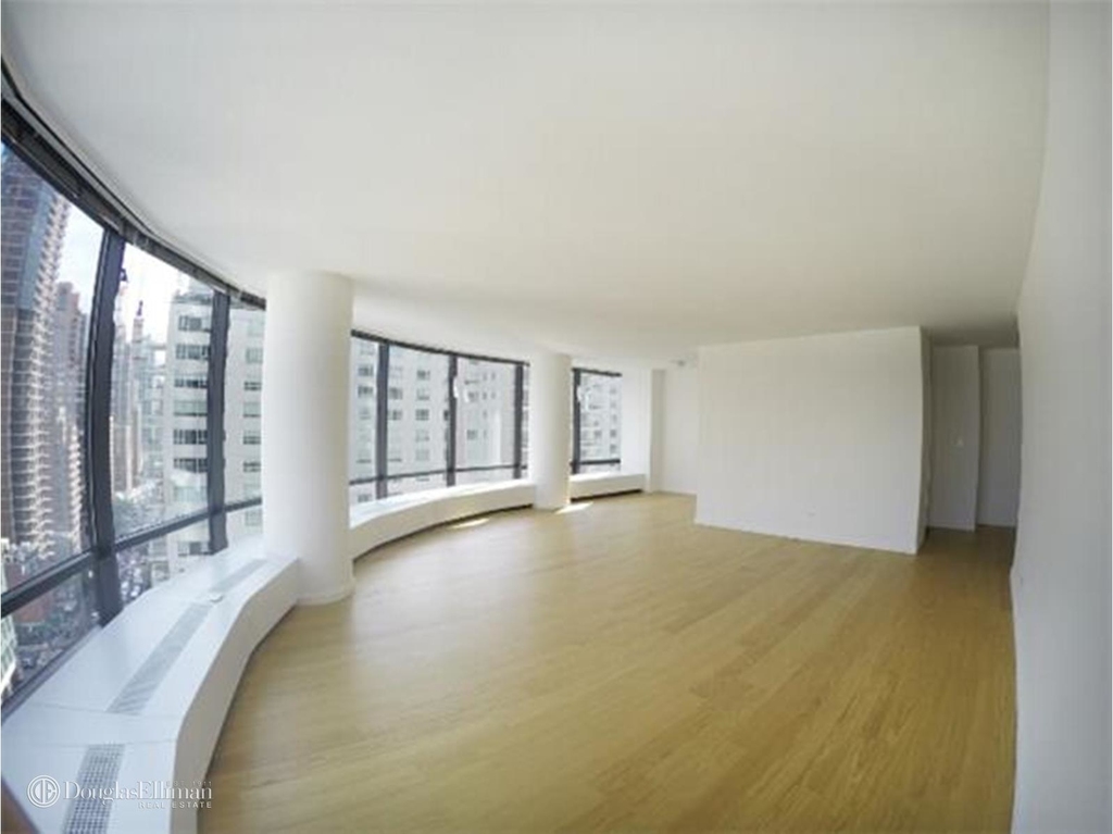 265 East 66th St - Photo 0