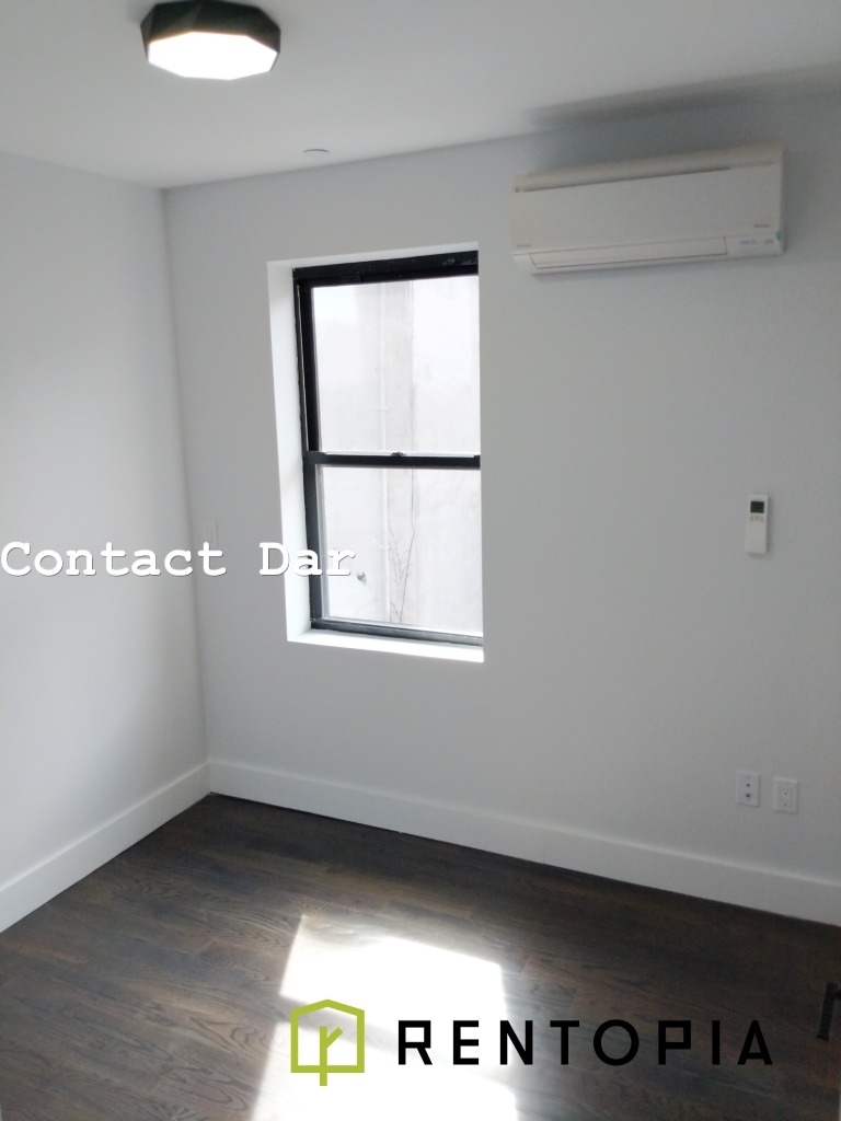 771 Lexington Ave - Photo 11