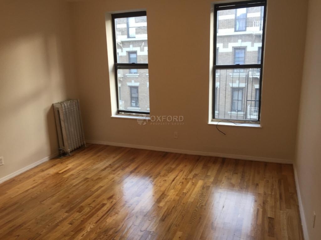 NOFEE !! DUPLEX 3BR!! 114th and frederick douglas  - Photo 2