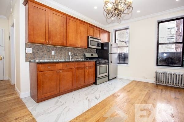 1155 East 35th Street - Photo 2