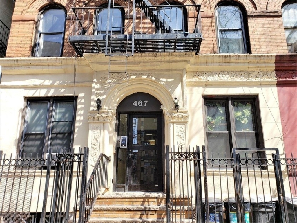 467 West 164th Street - Photo 7