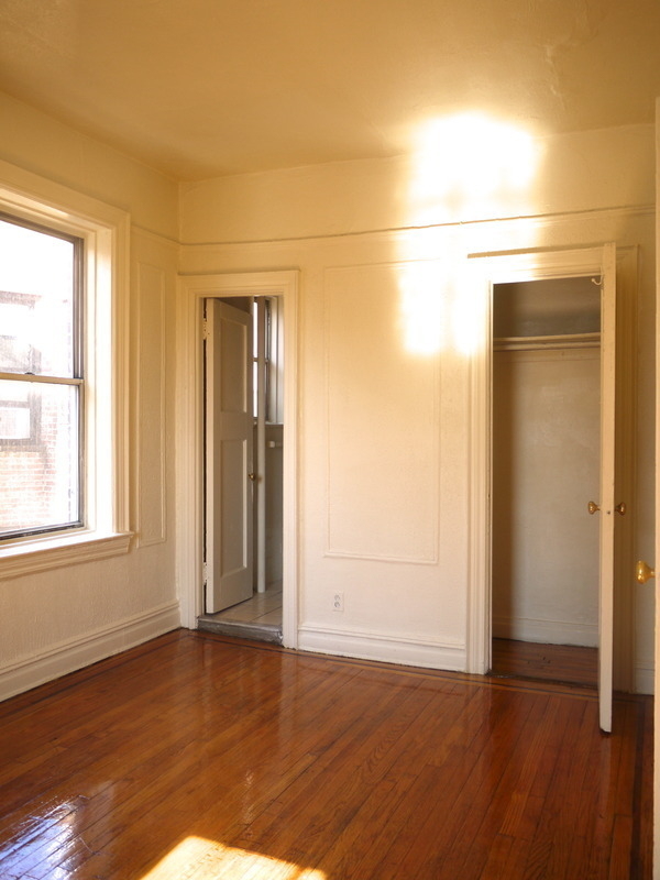 170 Fenimore Street - Photo 4