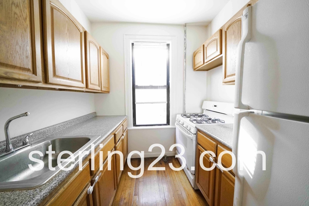 35-37 32nd Street - Photo 1