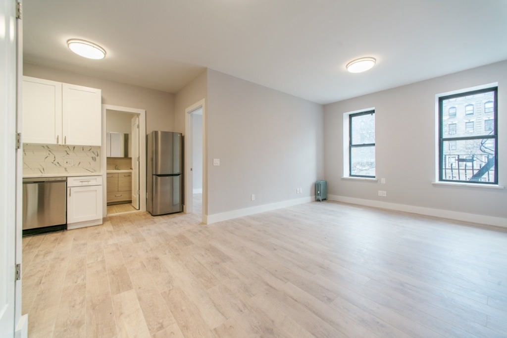 561 Lenox Avenue - Photo 2