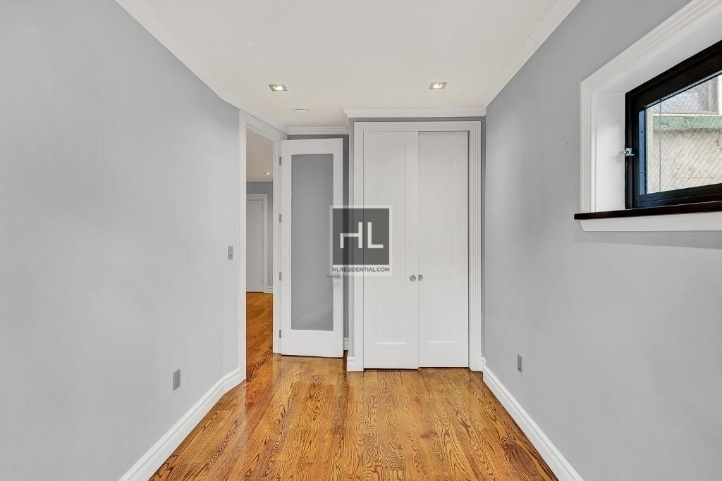 333 East 6th Street - Photo 10